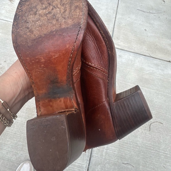 Frye Jane Boots Size 8 redwood color please see all photos - Picture 6 of 8